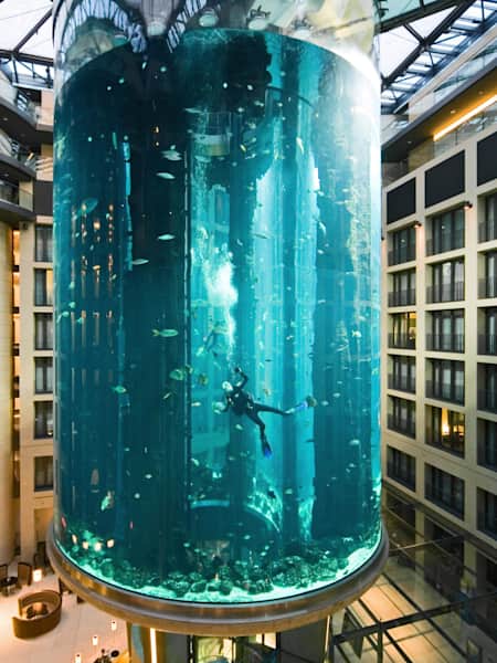 10 fotos impactantes: acuario en hotel de Berlín
