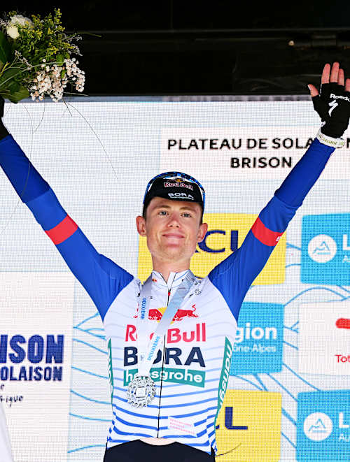 Luke Tuckwell on the final podium at Tour Auvergne-Rhône-Alpes