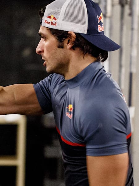 Carlos Sainz podczas treningu przed sezonem 2017