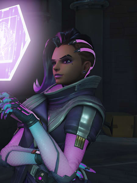 Sombra steht vor Wand