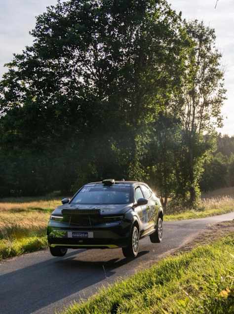 Lloyd is flying high in the all-electric ADAC Opel GSE Rally Cup in 2026