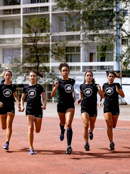 Elas que voam, grupo de corrida só para mulheres