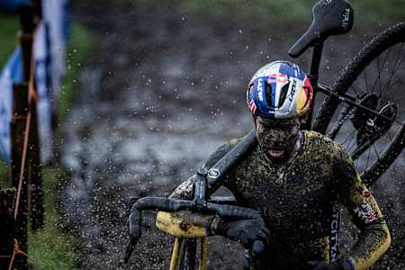 Iets met modder... Of niet, Wout?