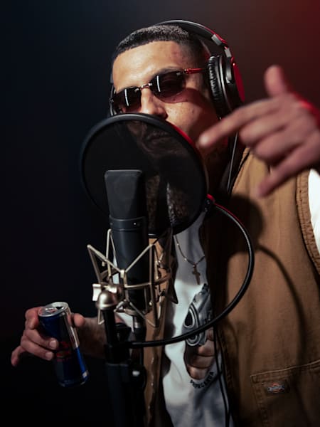 Noyz Narcos Red Bull 64 Bars
