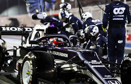 Die Reifen der Autos in der Formel-1-Weltmeisterschaft glänzen besonders seit 2019.