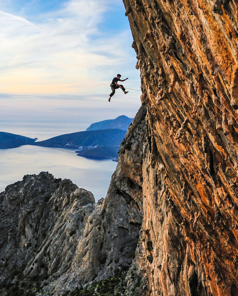 rock climbing in action photography example