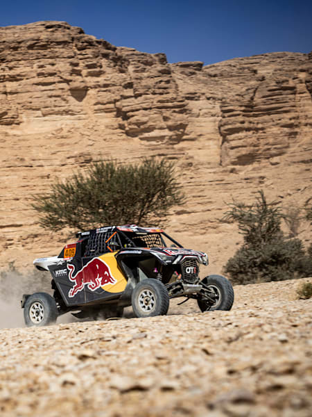 Blade Hildebrand in action on Stage 9 of the Dakar Rally in Saudi Arabia on January 14, 2020.