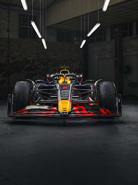 マックスがドライブするRB21