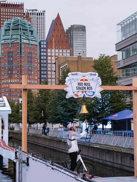 Fabio Wibmer op de finish