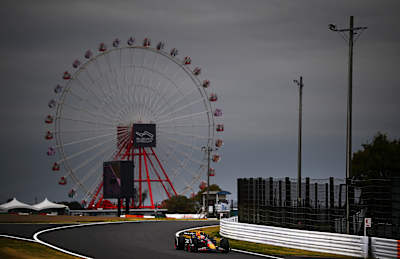 Max Verstappen en la pista durante los entrenamientos previos al Gran Premio de F1 de Japón en el Circuito Internacional de Suzuka el 05 de abril de 2024 en Suzuka, Japón.