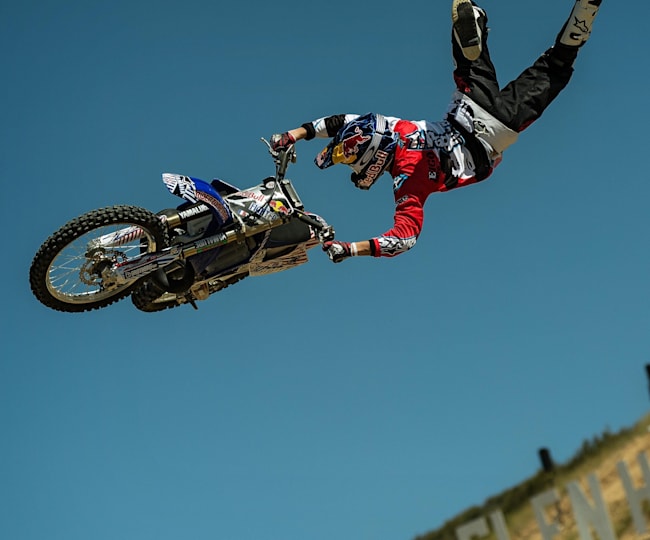 Fastest Motor Bike Jumps