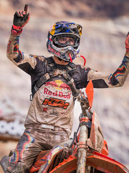 Manuel Lettenbichler bezkonkurencyjny w sezonie Hard Enduro 2025!