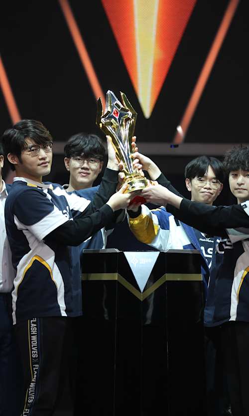 Flash Wolves 閃電狼：團隊介紹