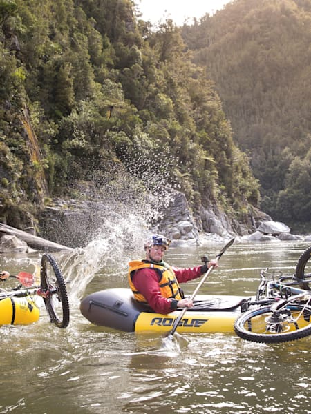 Rob Warner and Matt Jones kayak in New Zealand