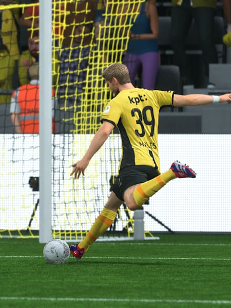 A player from the Swiss 1st division shortly before a shot in FC 25.