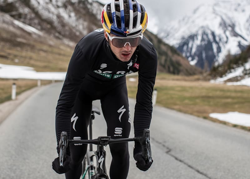Red bull sale cycling kit