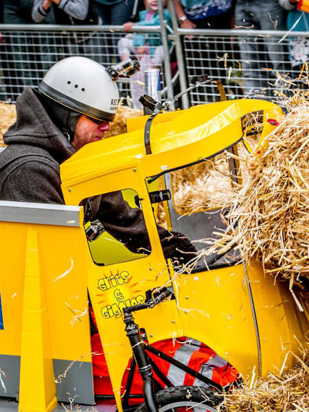 レッドブル RedBull まとめ売り Red Bull Box Cart Race：99レースを99秒で振り返ろう！