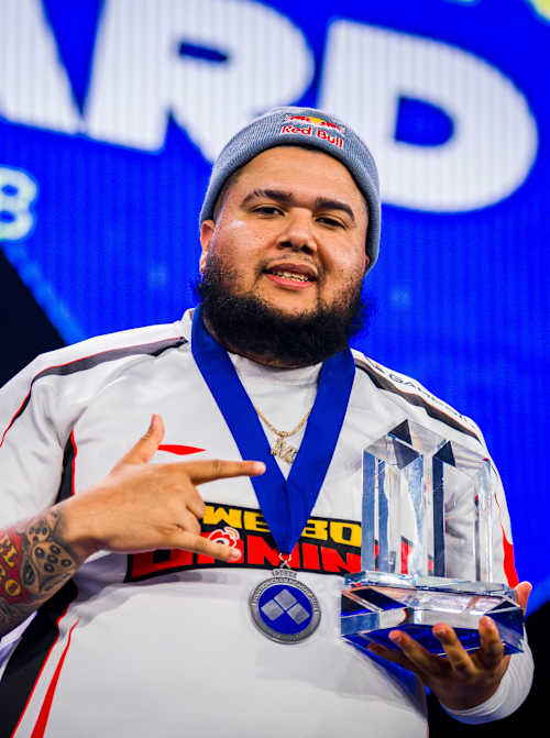 MenaRD celebrates with his trophy after winning at Evo in Las Vegas, Nevada, USA on June 28, 2026.   