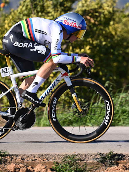 Remco Evenepoel in the time trial of the Volta Valencia