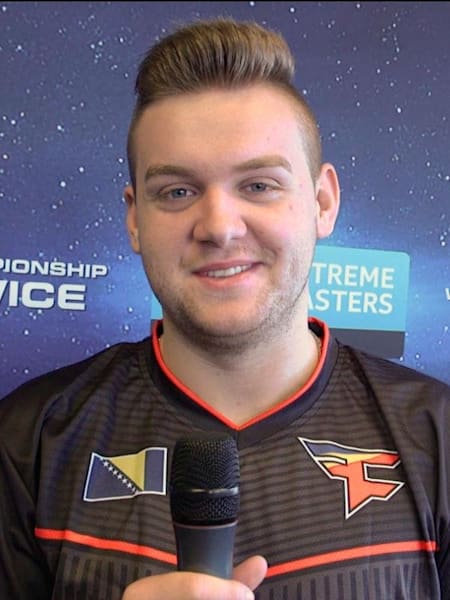 FaZe Clan CS:GO player NiKo