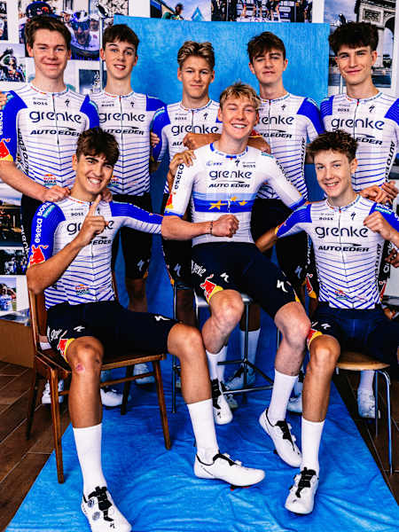 Red Bull BORA hansgrohe U19 Team Photo
