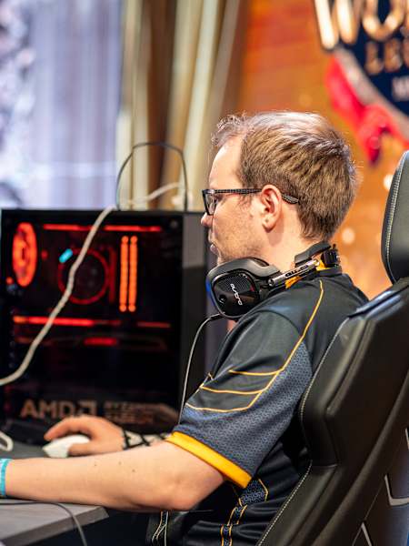 TheViper focused on stage at Red Bull Wololo in Heidelberg, Germany on October 25, 2022.