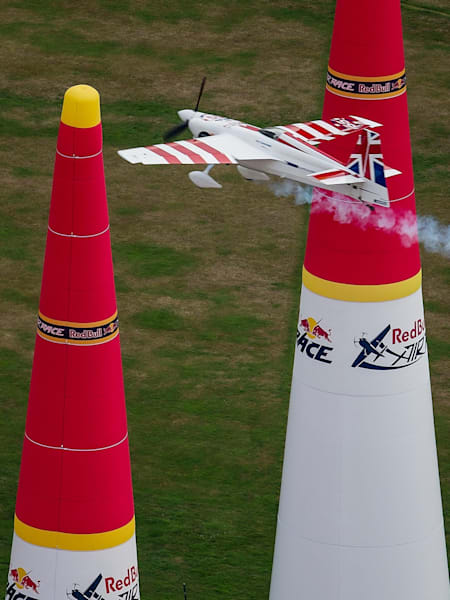 Red Bull Air Race 2015 Ascot: Paul Bonhomme gewinnt