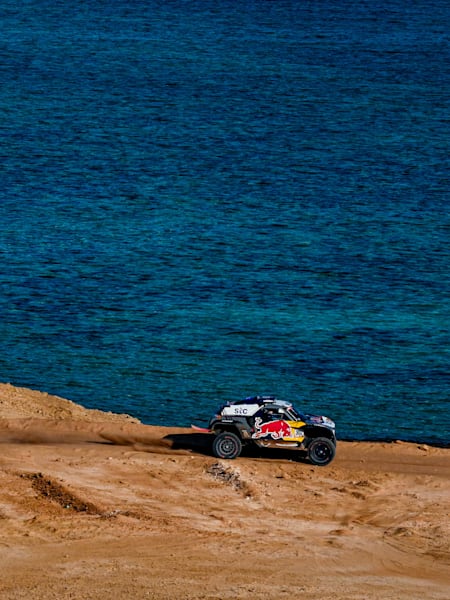 Stephane Peterhansel allunga in classifica generale