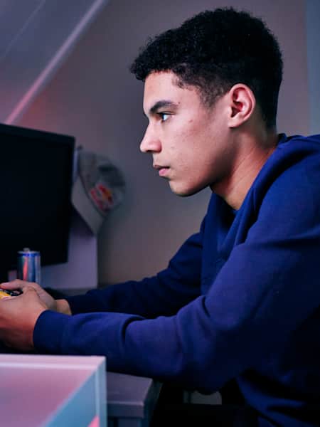 Levi De Weerd playing EA Sports FC.