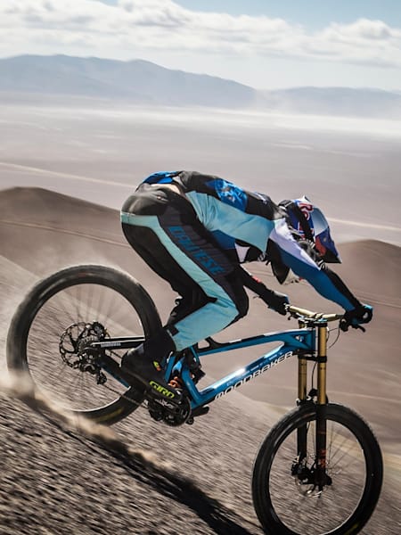 Volando por el desierto.