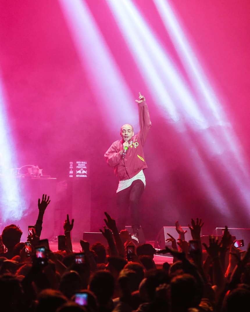 Ezhel Red Bull Music Festival Istanbul Sahnesindeydi