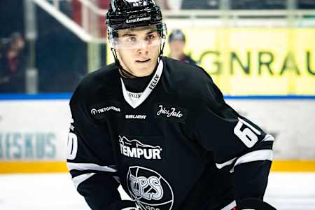 Turun Palloseurassa pelaava Juraj Slafkovsky on tulevaisuuden NHL-pelaaja.