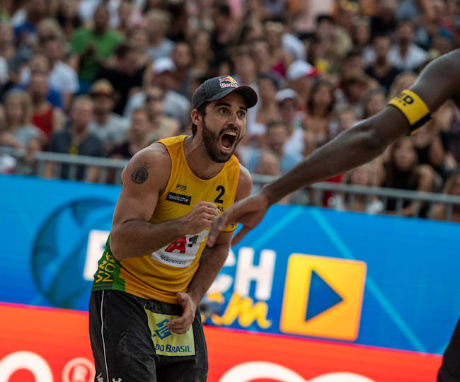 O Baixinho Bruno Schmidt E Muito Maior Que Sua Altura