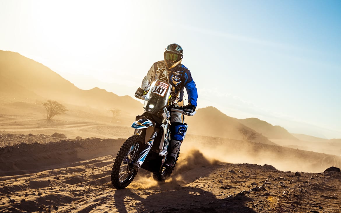 Την πρώτη μέρα του αγώνα, μεταξύ των πόλεων Jeddah και Hail. 