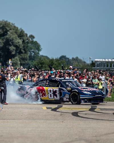 La Red Bull Nascar a assuré le show.