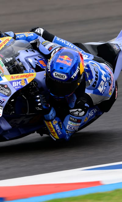 Alex Márquez en la segunda ronda del Campeonato del Mundo de MotoGP el 14 de marzo de 2025, en Termas de Río Hondo, Argentina.