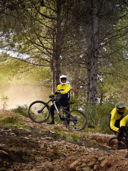 Adrian keeping a watchful eye on the Swedish DH Team.