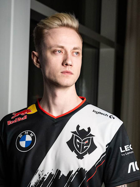 Unai magen de Rekkles con la camiseta de G2