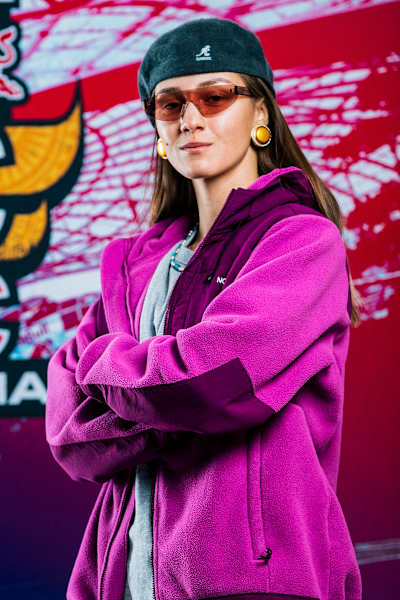 Kastet é a primeira bicampeã mundial do Red Bull BC One