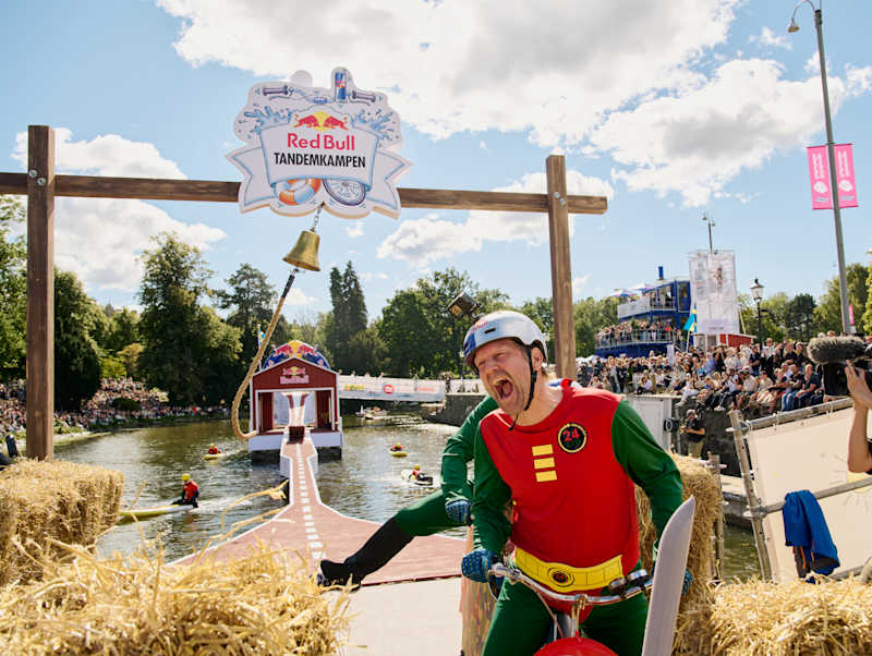 Аяқтары бар әдемі секс