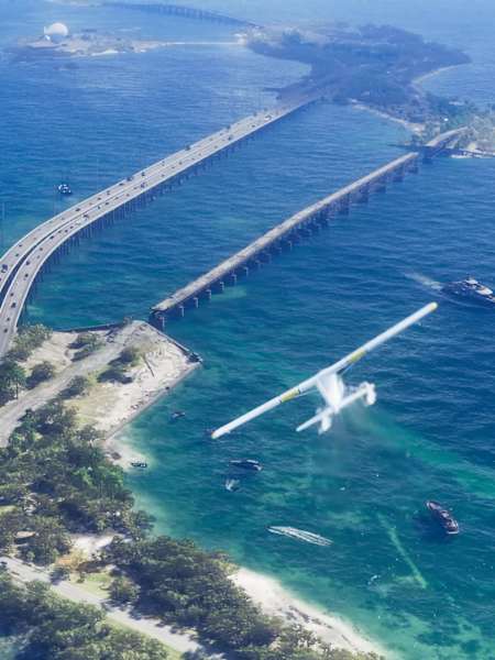 Vue aérienne du jeu Grand Theft Auto VI.
