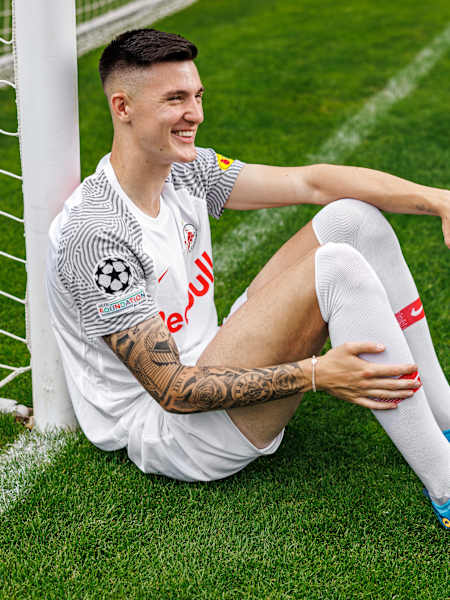 Benjamin Šeško es uno de los mejores delanteros jóvenes que se han incorporado al EA Sports FC 25.