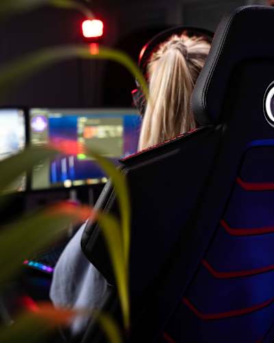 Red Bull pLANet oneline Header