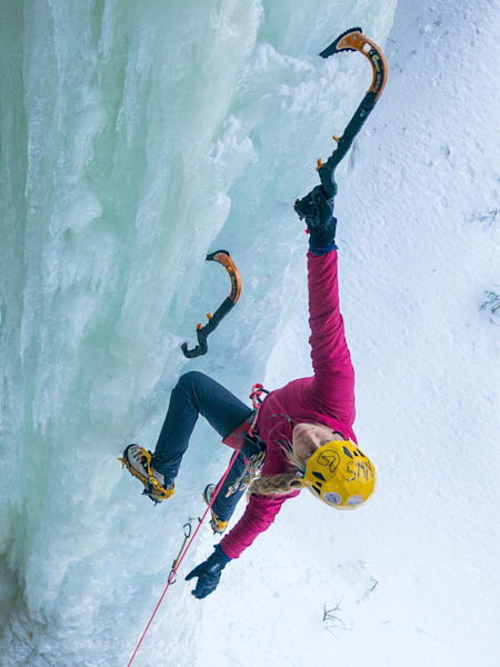 La Coupe du Monde d'escalade sur glace à Champagny en direct ! Van Wiemeersch dans le Michigan.