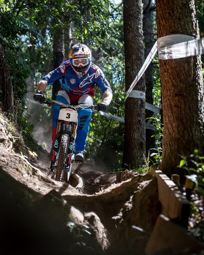 uci downhill 2019 live