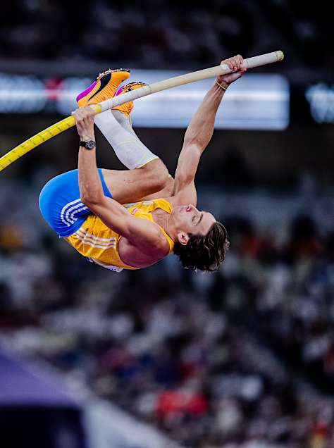Armand Duplantis slog världsrekordet i stavhopp för herrar med ett hopp på 6,30 m vid friidrotts-VM 2025 i Tokyo, Japan, den 15 september.