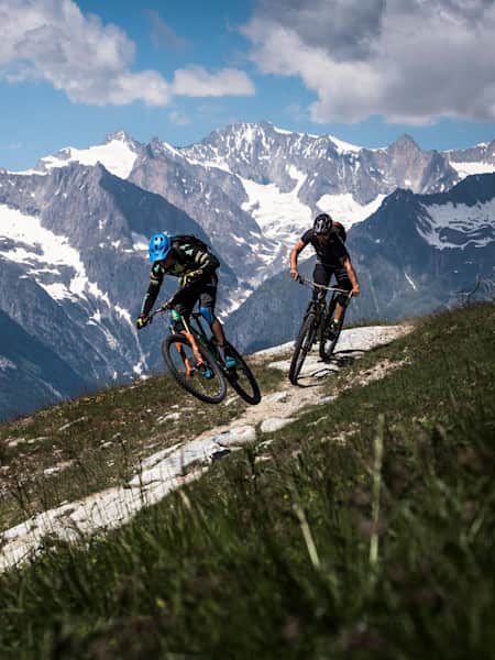 Un voyage de VTT en Valais en Suisse paradis du VTT