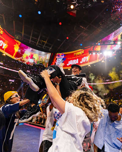 Jaïra Joy, des Pays-Bas, remporte la finale mondiale du Red Bull Dance Your Style 2025 à Los Angeles, en Californie.