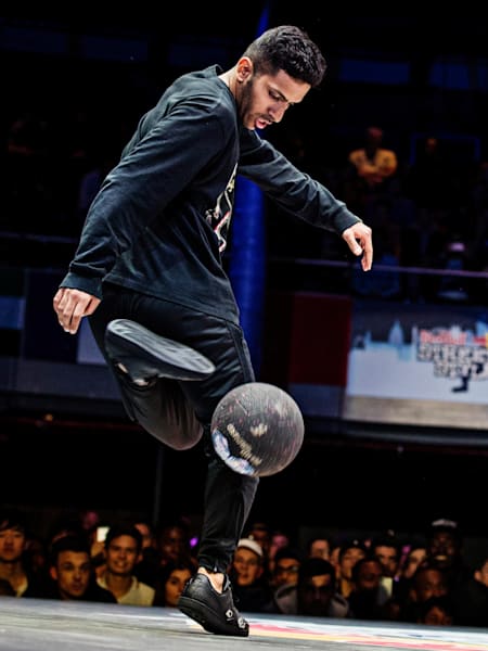 The Emirati Freestyle Footballer You Need to Know About