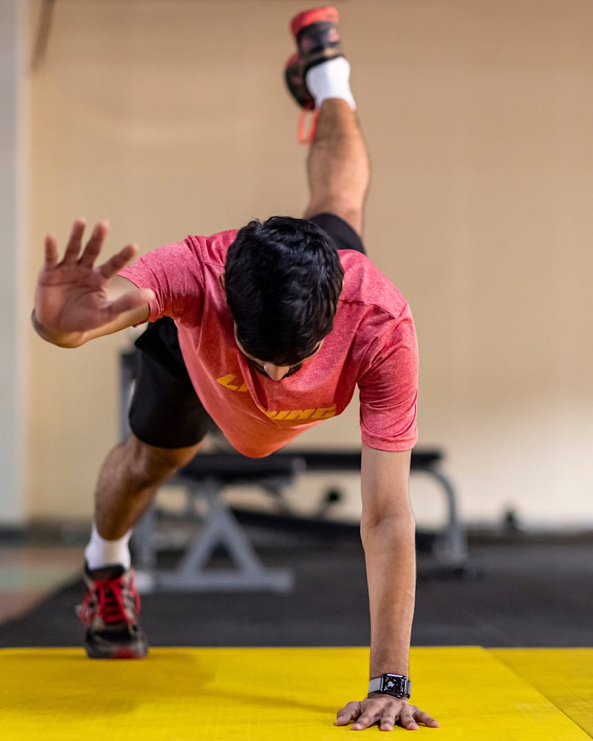 Bodyweight Core Workout The 9 Best Exercises To Try All neatly set in a complete guide with 5 bodyweight exercises for beginners and a simple workout routine.